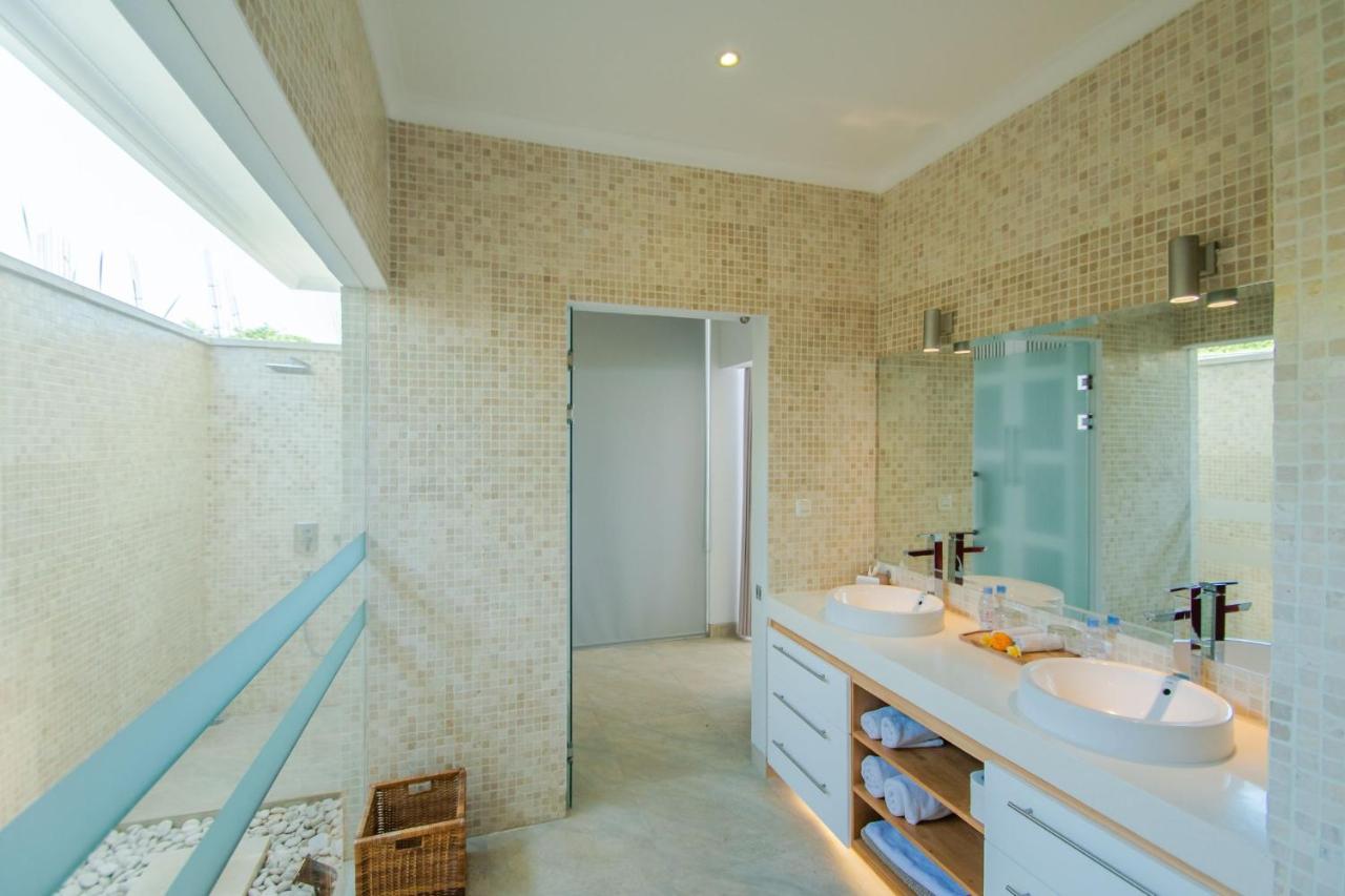 Deep Blue Villa Bali Umeanyar Kültér fotó